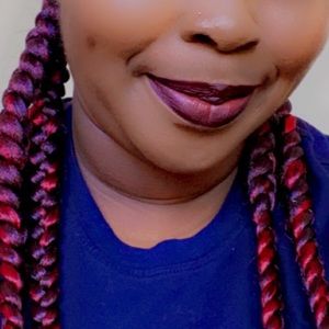 Meet your Posher, Jemi